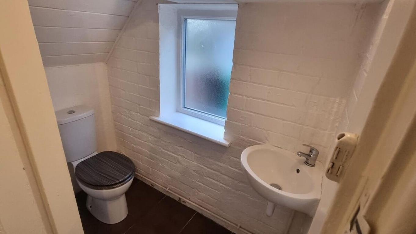 Flat In Nottingham Apartment Exterior photo