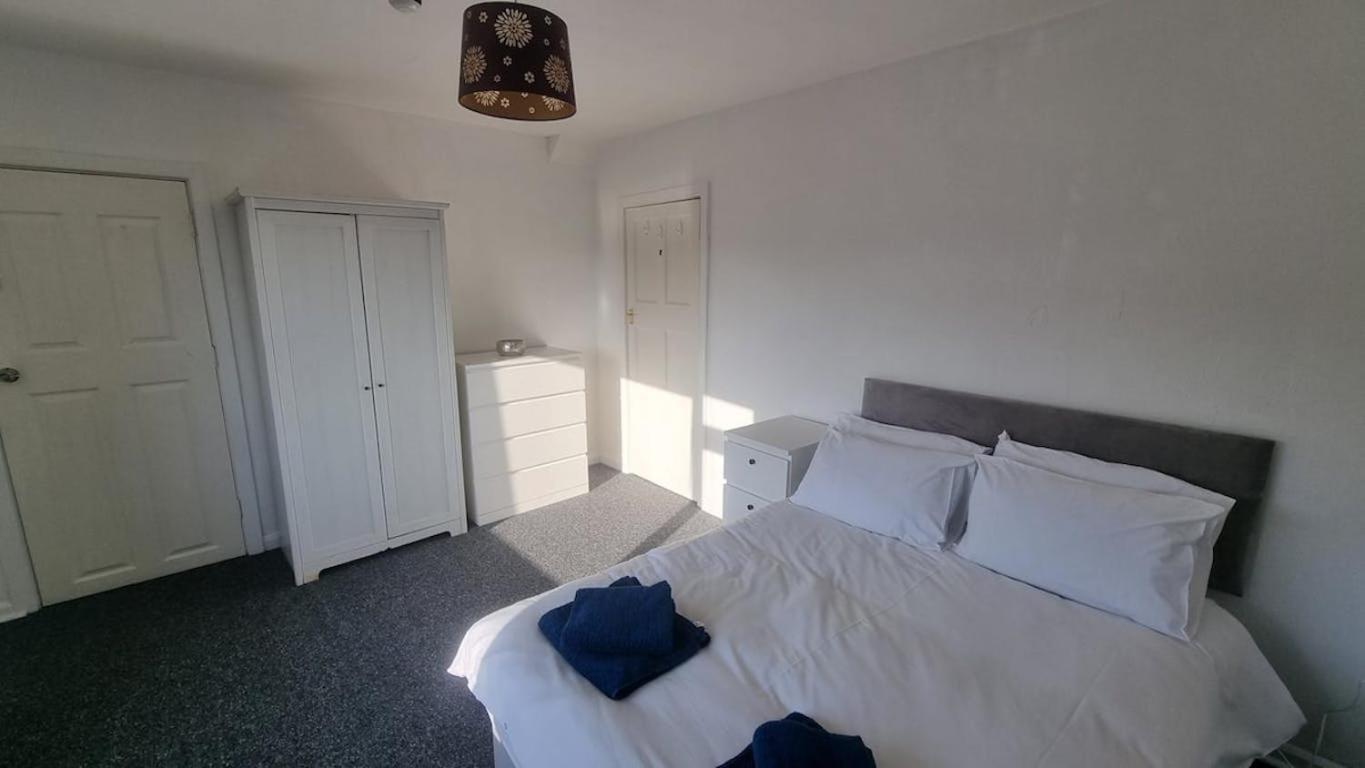 Flat In Nottingham Apartment Exterior photo